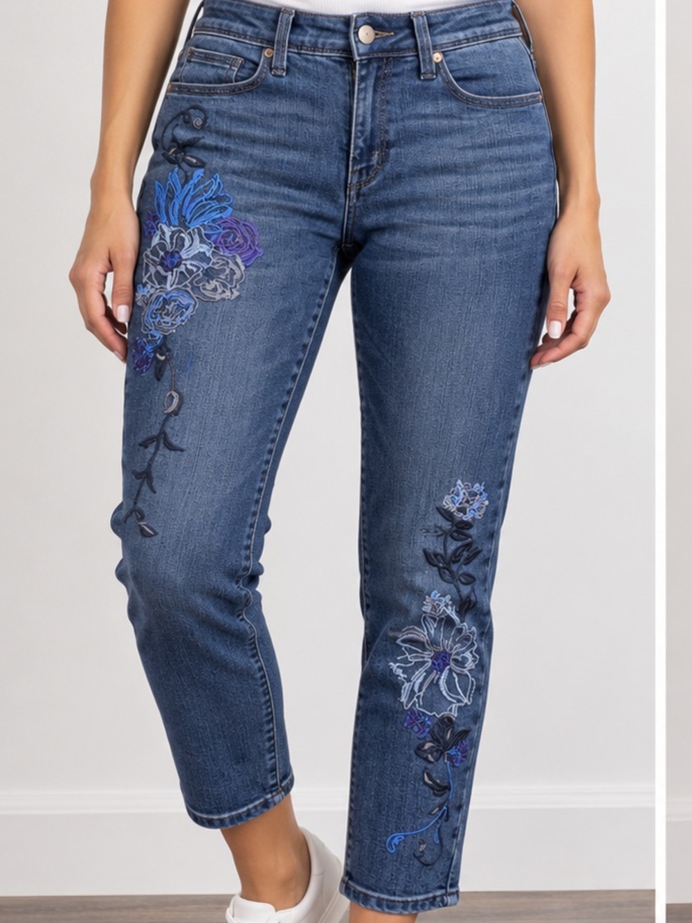 Bandolino Blue Cropped Jeans with Blue & Purple Floral Embroidery